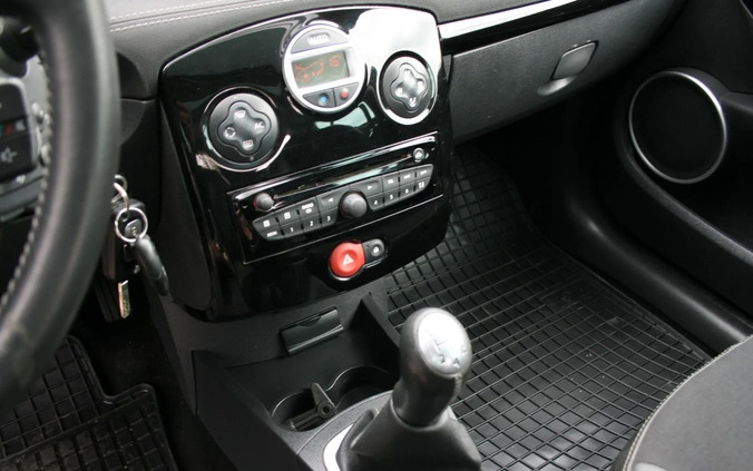 Renault Clio cena 21300 przebieg: 125000, rok produkcji 2011 z Wisła małe 211